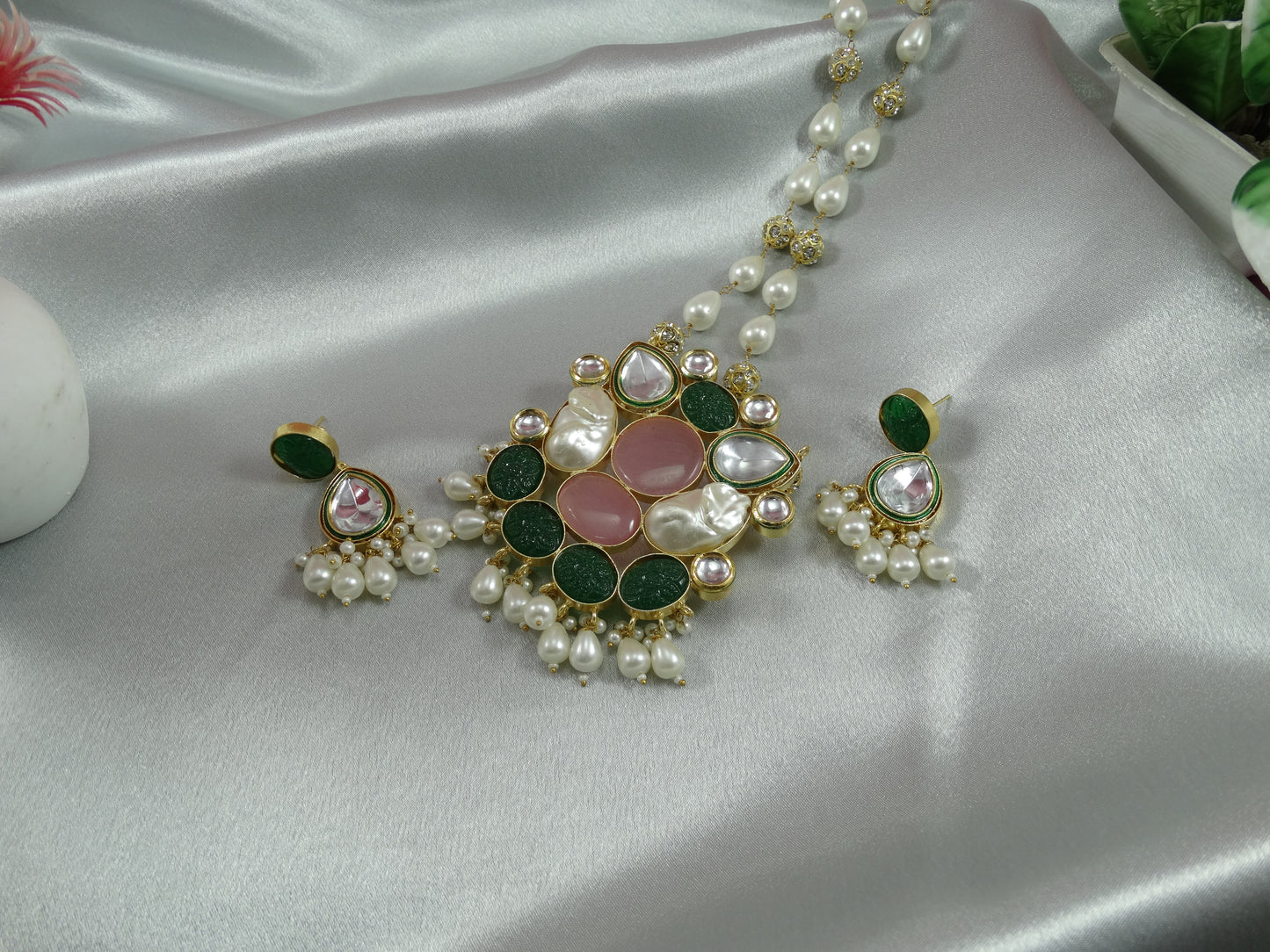 Seeya Tanjore Designed Statement