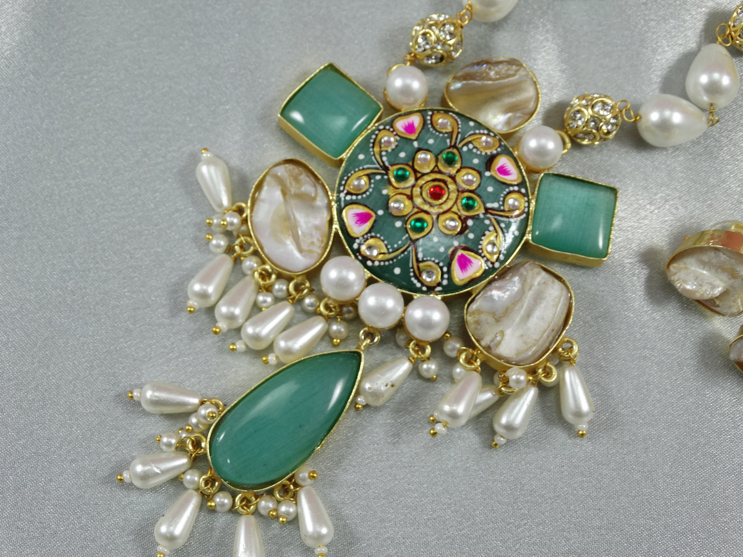Vasudha Classic Necklace