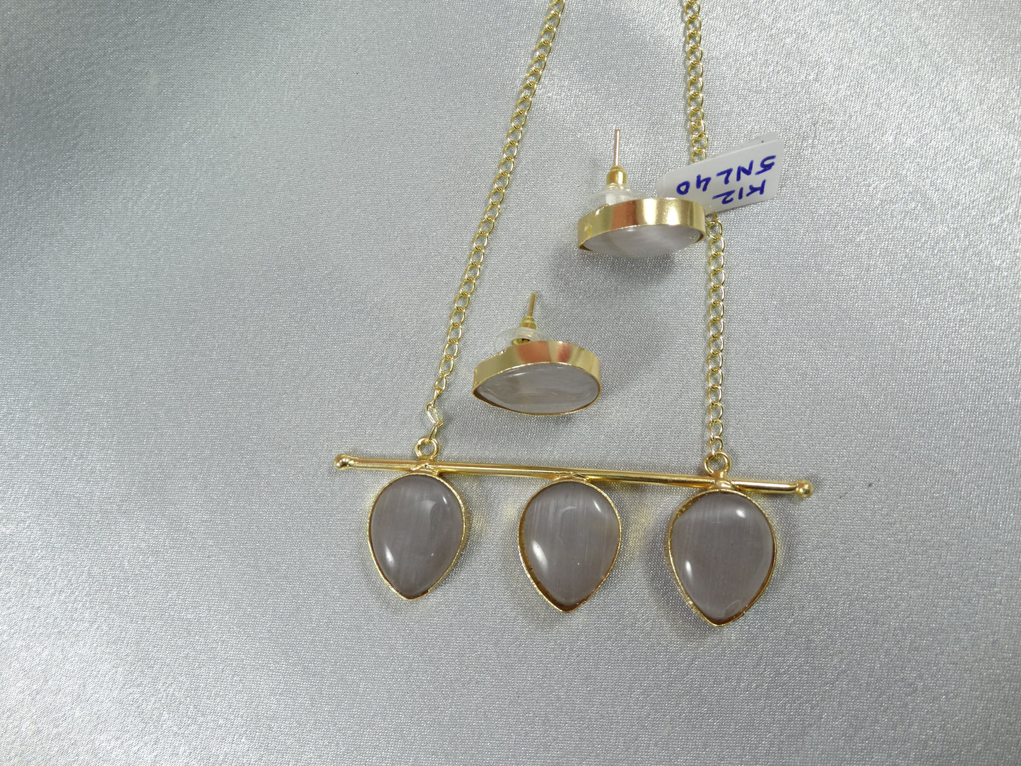 Vartika Statement Necklace