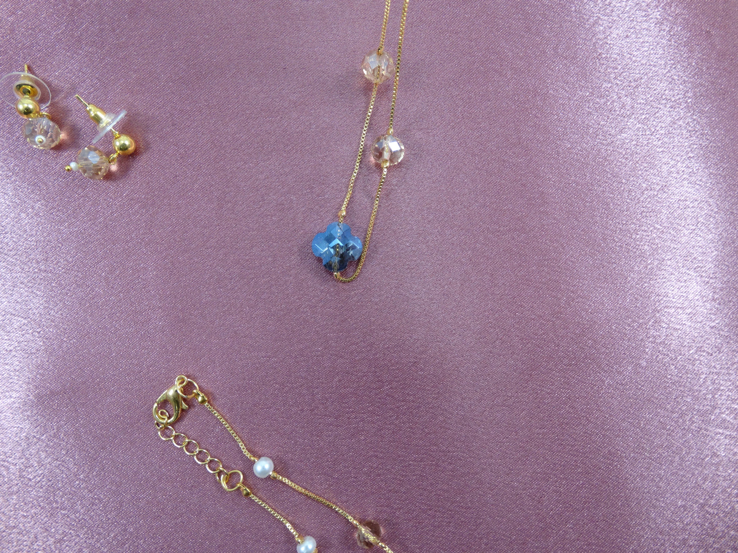 Vanika Office Wear Necklace Set