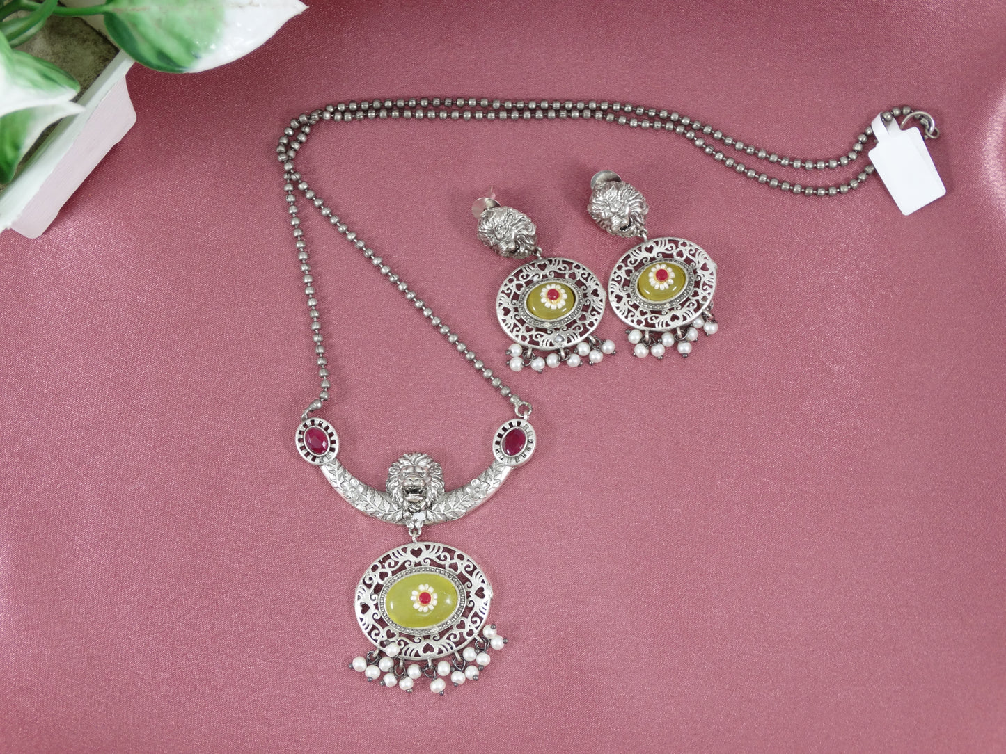 Advika Office Wear hand carved Set