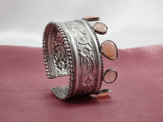 Trinetra Oxidized Kada