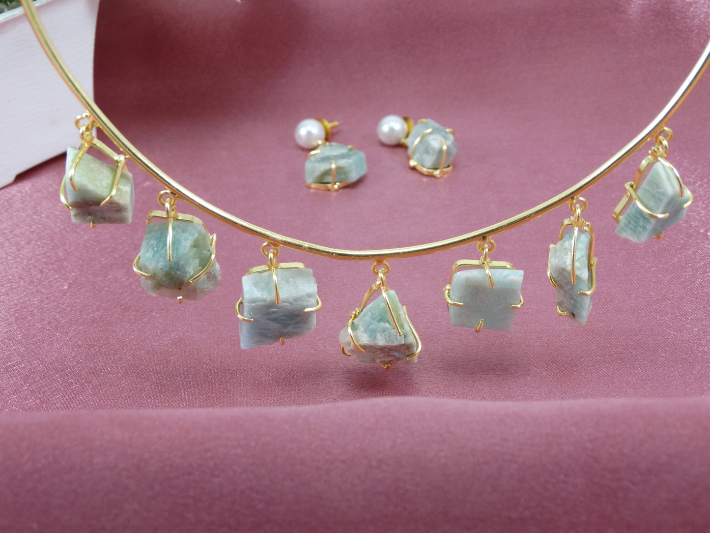 Bhavya uncut stones Hasli Set